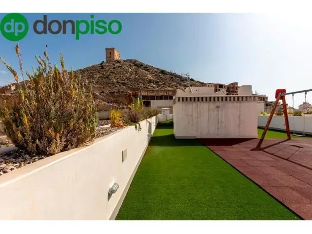 Precioso piso en Castell de Ferro con piscina en azotea