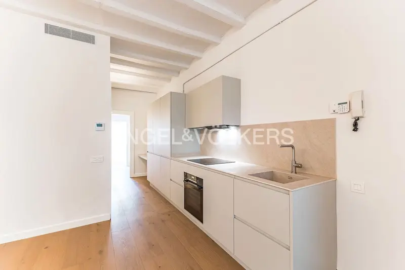 Apartamento en venta Poblenou Barcelona cerca de la playa