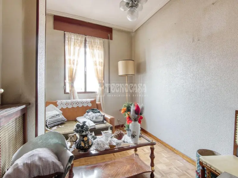 Piso en Venta en Valladolid zona Circular 4 dormitorios