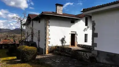 Casa en venta en Valle de Mena con vistas a la Sierra de la Magdalena