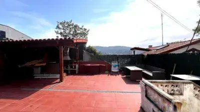 Piso reformado con terraza 120m2, garaje y huerta Etxebarri