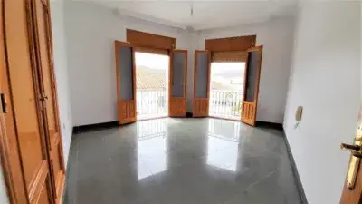 Piso en venta en Caja Rural Ugija