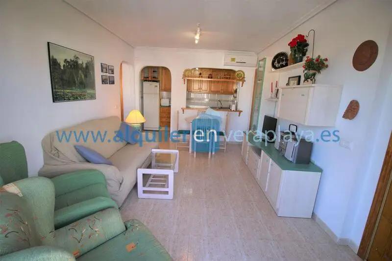 Apartamento en Vera con Vistas al Mar Cerca de la Playa