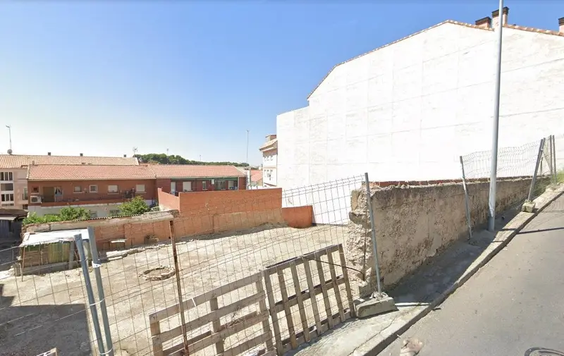 Venta Terreno 683m2 Centro Yuncos  Oportunidad Inversor
