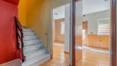 Casa en Venta Burguillos Sevilla 4 Dormitorios 3 Baños Patio