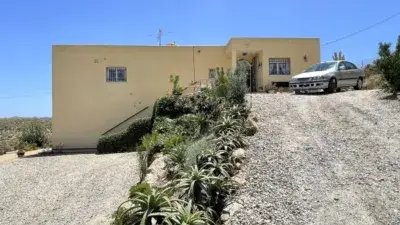 Villa con 2 Apartamentos en Los Gallardos Turre