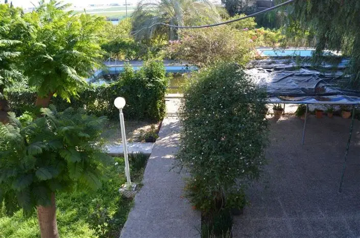 Villa de Lujo con 4 Dormitorios y Piscina Privada