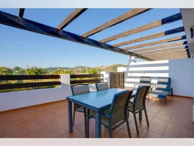 Apartamento en venta Estepona 2 dormitorios 2 baños
