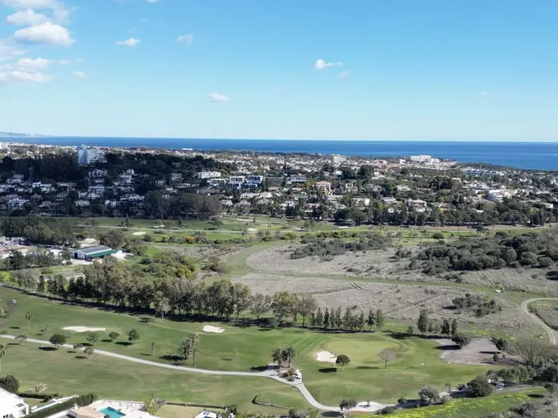 Terreno en El Paraiso, Málaga provincia