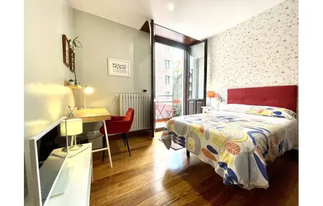 Alquiler de habitaciones en Bilbao 120m²