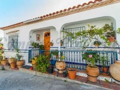 Casa Rural en Cómpeta 3 Dormitorios Piscina Vistas Panorámicas
