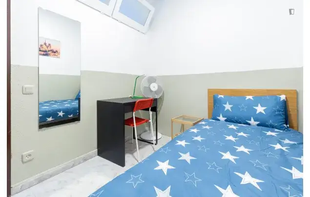 Alquiler Apartamento 4 Dormitorios Barcelona Estudiantes Trabajadores
