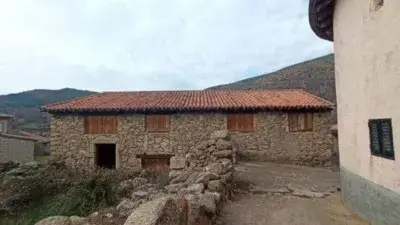 Casa Rústica en Venta Sierra de Gredos 8 habitaciones