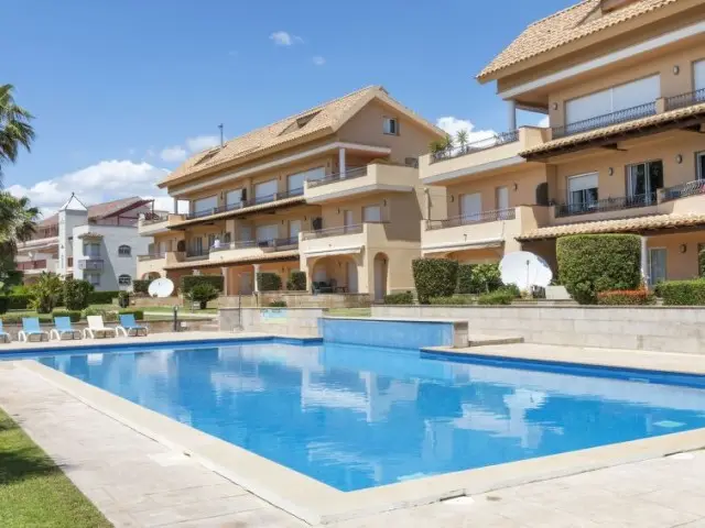 Apartamento 3 Dormitorios San Jorge Espaa