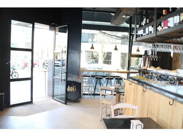 Bar Restaurante en Antiguo Osinalde 160m2 Totalmente Equipado