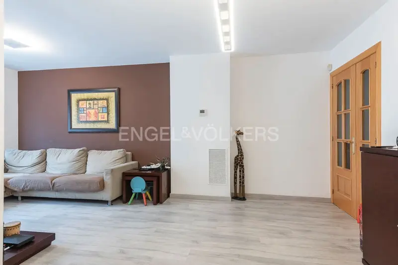 Apartamento en venta en Sants - Badal, Barcelona ciudad, Barcelona