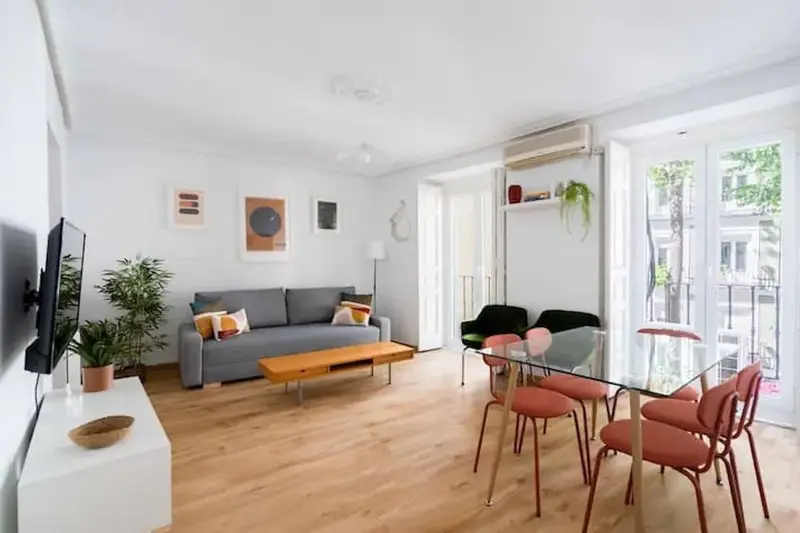 Apartamento en Alquiler Madrid 2 dormitorios 1 bao
