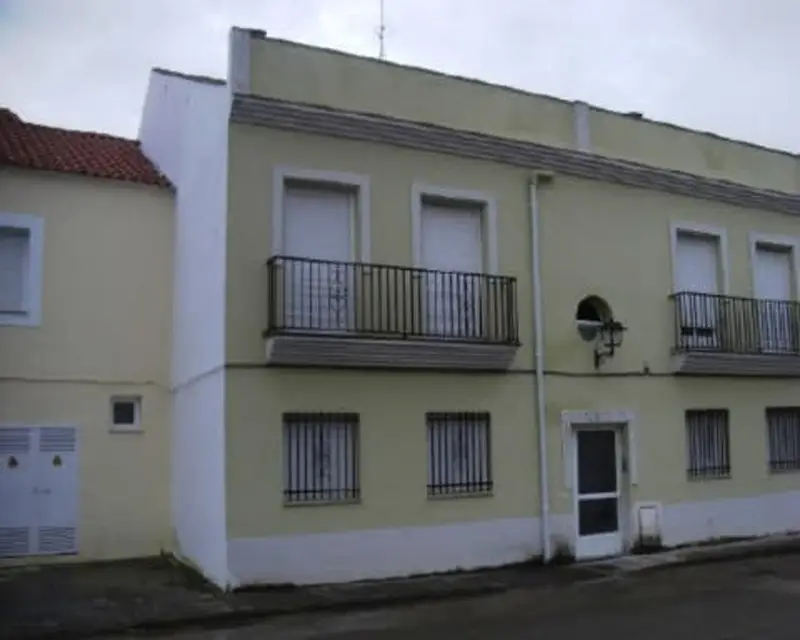 Piso 89m2 3 habitaciones 2 baños Burguillos del Cerro