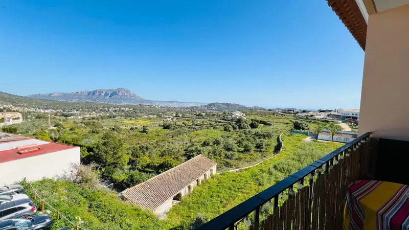 Apartamento en Benitachell con Vistas al Montgó
