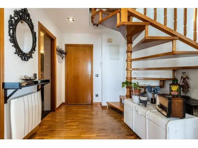 Atico Duplex Con Terraza En Venta Les Termes Sabadell
