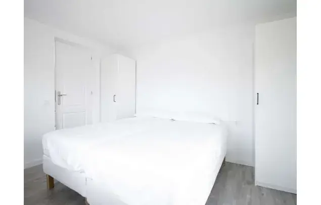 Apartamento 9 Dormitorios El Prat de Llobregat Amueblado