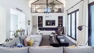 Chalet en Alquiler en Nueva Andalucía cerca de Calle del Alcázar