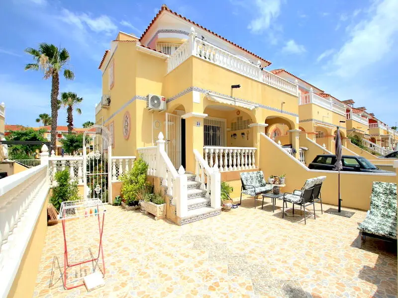 Villa 3 Dormitorios Lo Crispin Algorfa