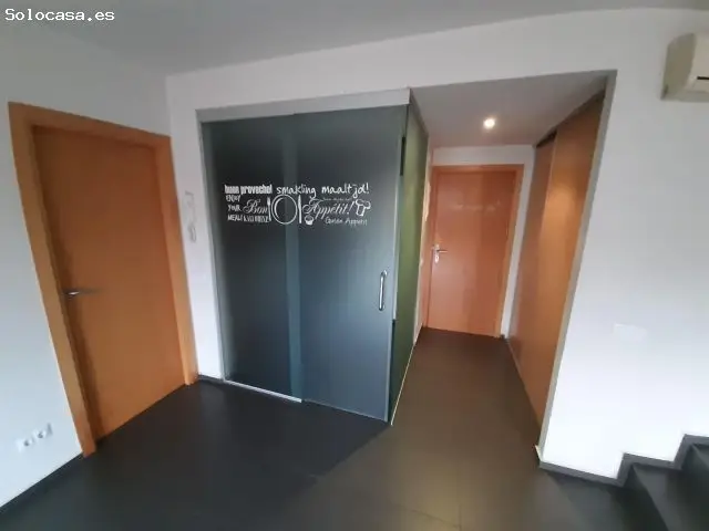 Duplex Terrassa 3 Dormitorios 2 Banos Cerca Discotecas