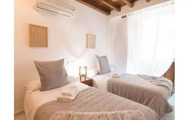 Apartamento 2 Dormitorios Amueblado Centro Granada