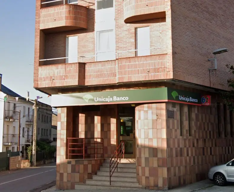 Local en venta San Miguel de las Dueñas León