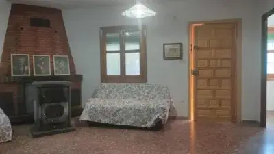 Chalet en Venta Gallur 3 Dormitorios Parcela 1015m2