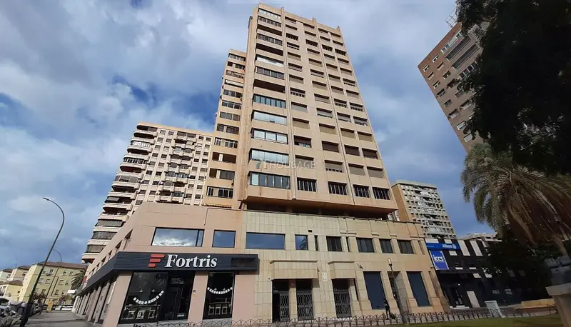 Piso en venta Malaga 5 habitaciones 196m2 terraza garaje