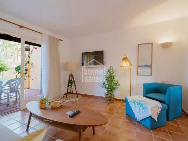 Apartamento Duplex con Piscina y Vistas al Mar en Ciutadella