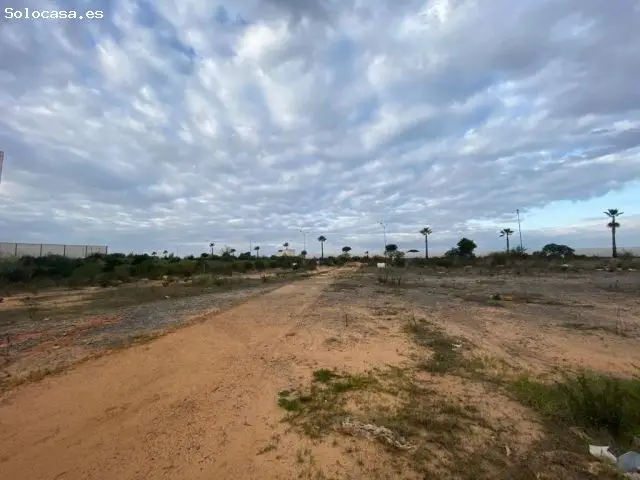 Parcela Industrial 1089m2 Lepe  883m2 Edificables