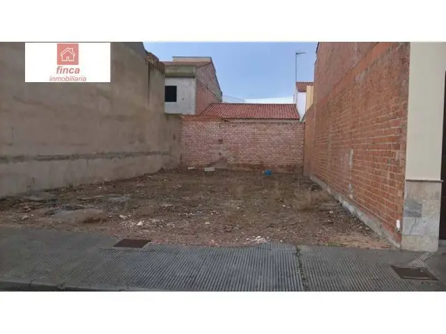 Puebla De La Calzada, Solar Urbano, En Santo Toribio La Mejor Zona Residencial