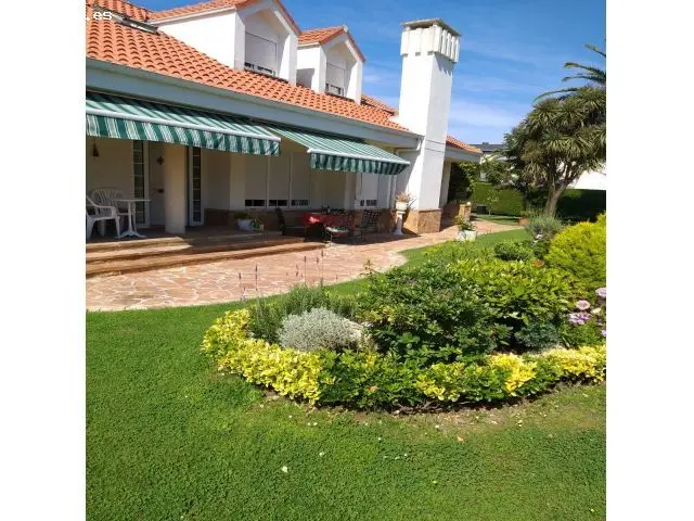 Chalet en Venta en Santa Cruz de Bezana Cantabria