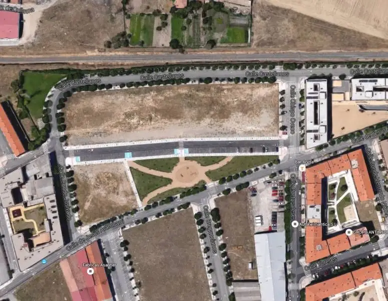 Venta Parcela Rollo Salamanca 493m2 288m2 Edificabilidad