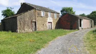 Casa en Cospeito para reformar 200m2 9000m2 parcela