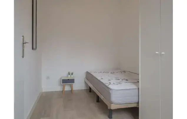 Alquiler Habitacion 65m2 Madrid