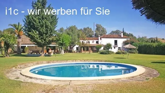 Finca con Piscina y Caballerizas en Jimena de la Frontera