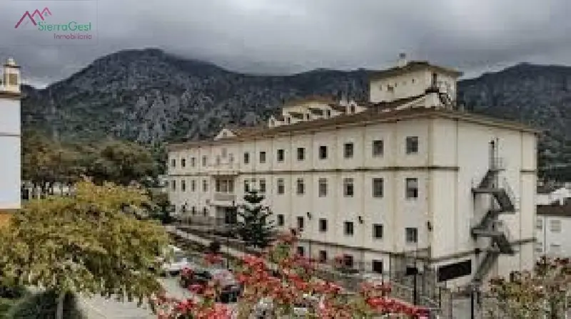 Venta Local Comercial Alameda del Cura Ubrique