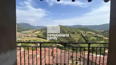 Casa adosada en Frias varias plantas con terraza y huerto opcional