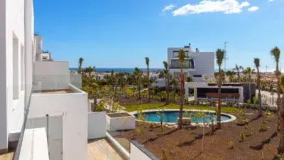 Apartamento en venta en Urbanización Perla del Mar