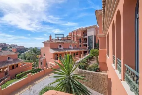 Piso 4 Dormitorios Marbella  Elviria Costa del Sol