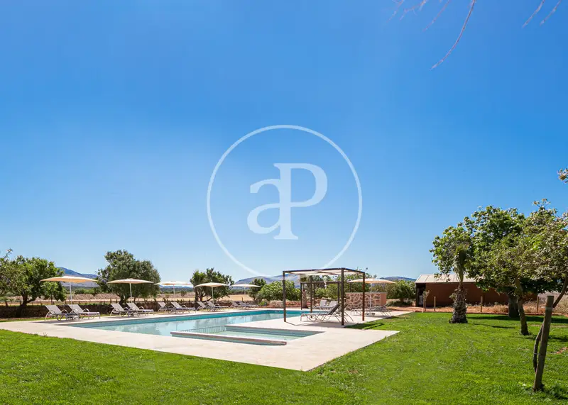 Agroturismo en Mallorca cerca de la playa - 16 apartamentos