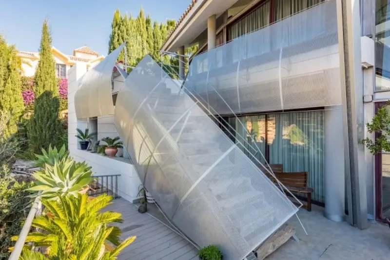 Villa de Lujo en Marbella 2 Dormitorios 3 Baños Piscina Privada