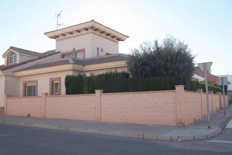 Villa 4 Dormitorios Los Belones Murcia