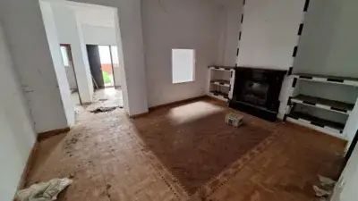 Casa Adosada en Venta Calle Fatima 4 Dormitorios