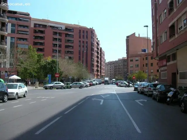 Local en Alquiler Calle Larra