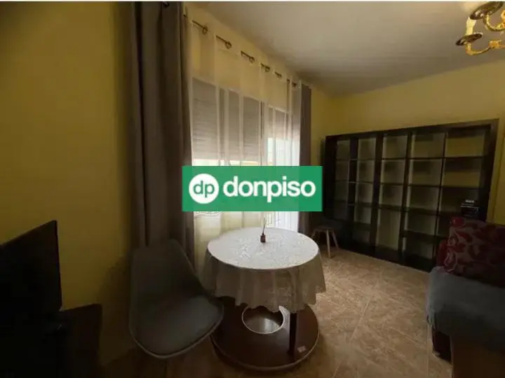 Apartamento en Alquiler en Cáceres: 100m², 2 Dormitorios, Cerca del Centro